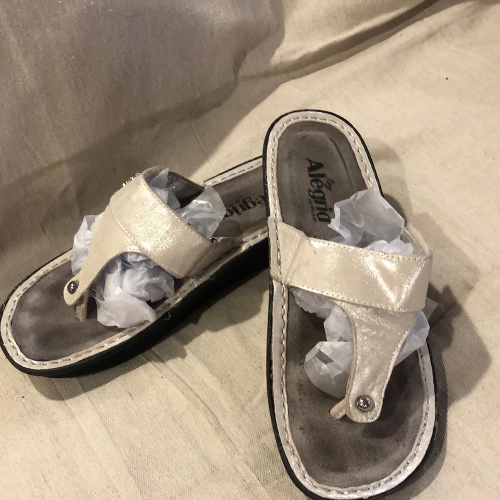 Alegria Sandles